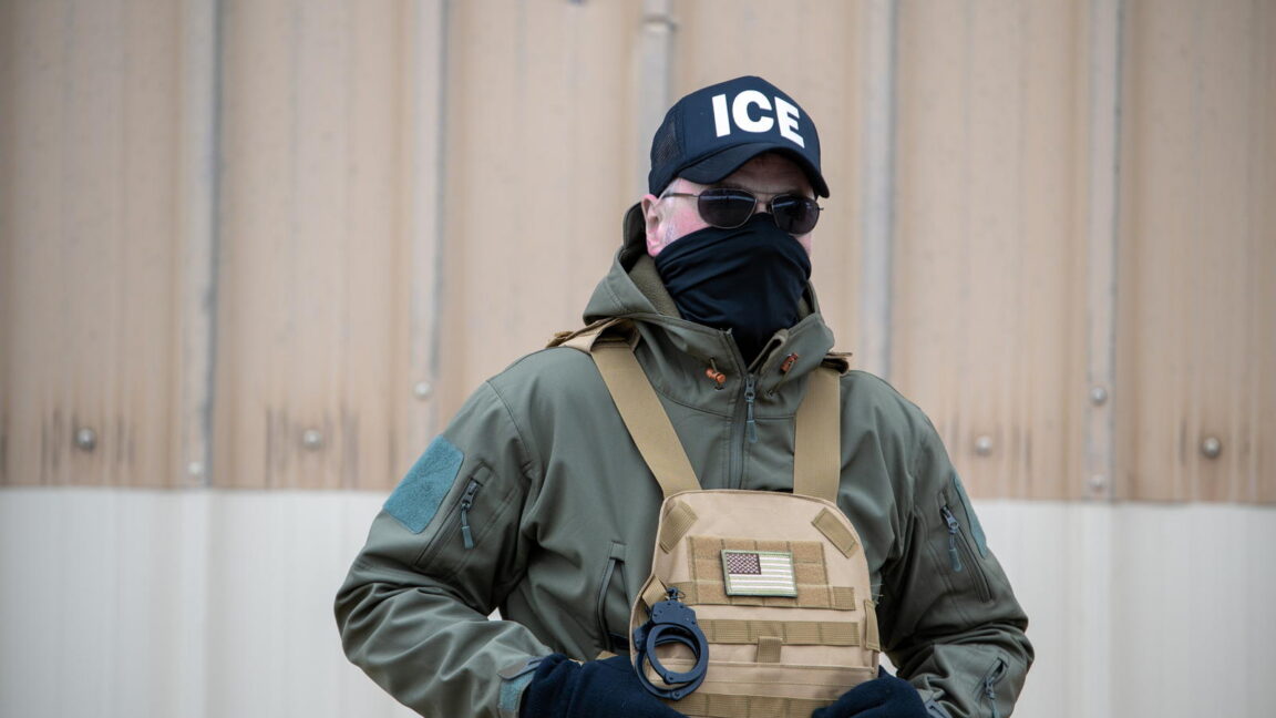 Ars Technica article image related to DHS and ICE